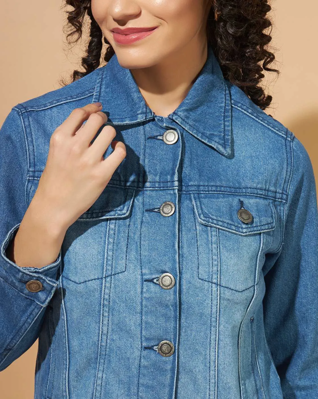 Women’s Light Blue Denim Jacket – Classic Elegance for Every Occasion