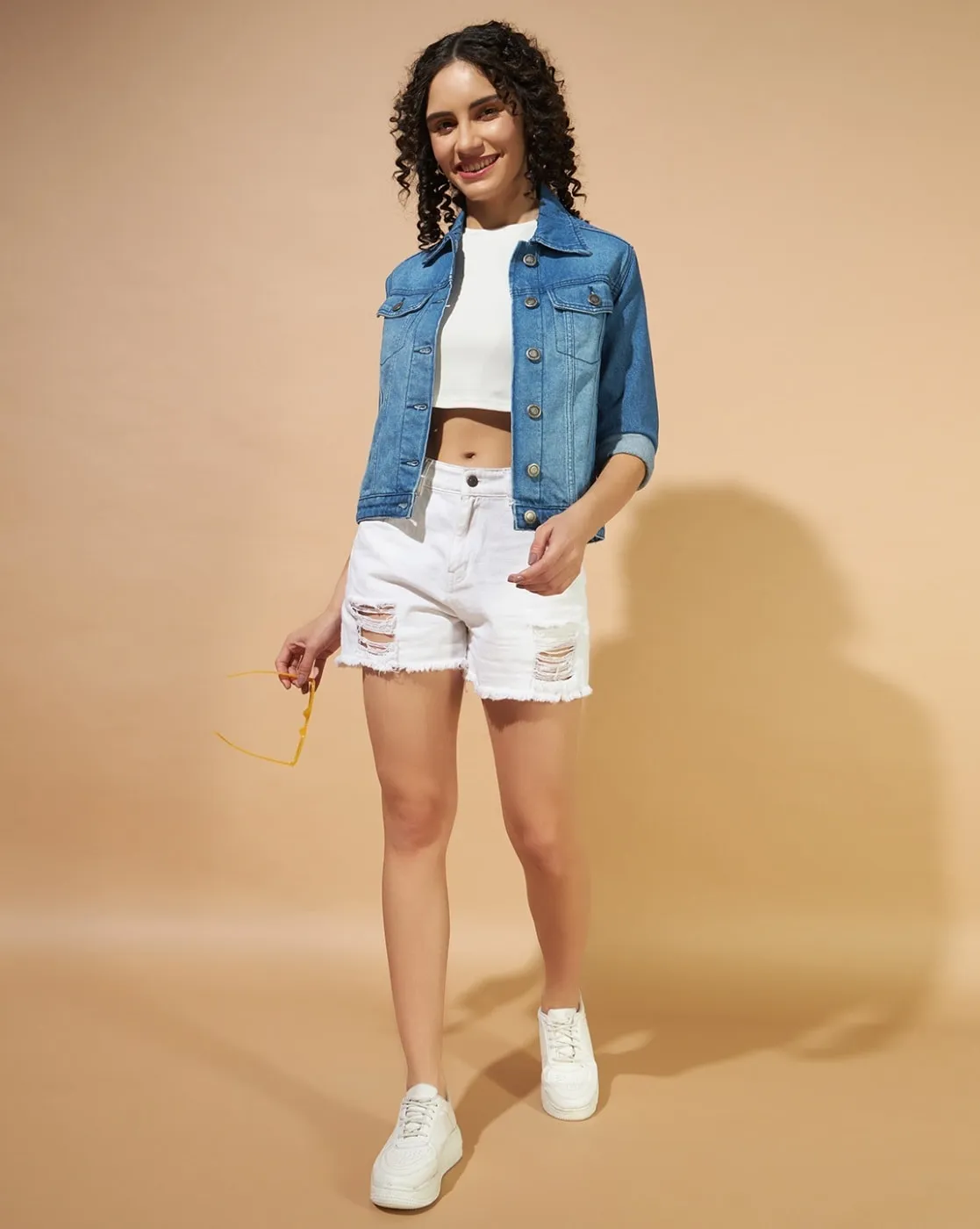 Women’s Light Blue Denim Jacket – Classic Elegance for Every Occasion
