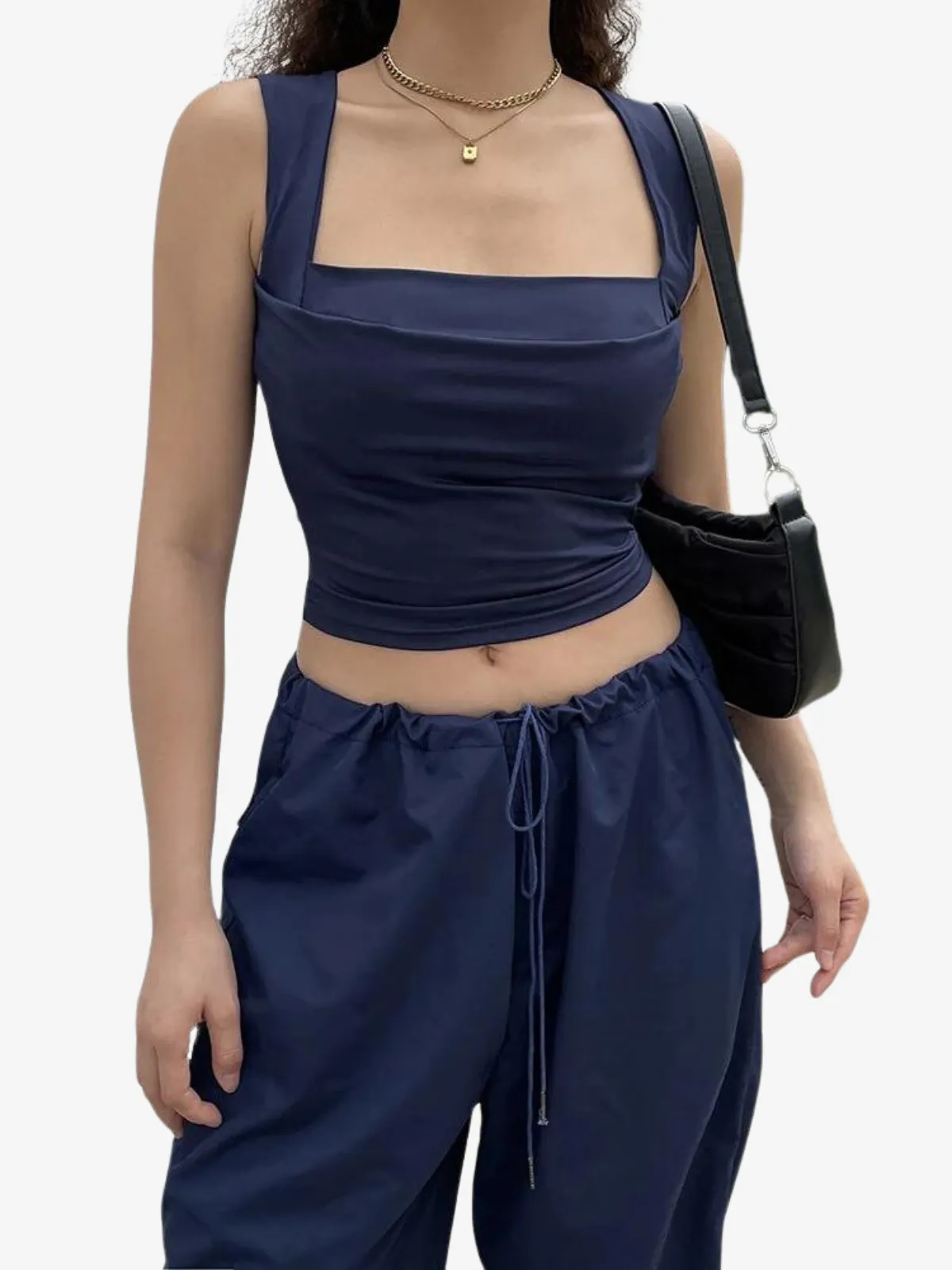 WOMEN'S LOW NECK TOP