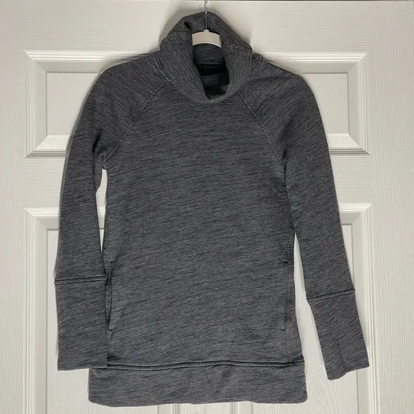 Women’s Lululemon To You Tunic Heathered Core Dark Grey, Size 2