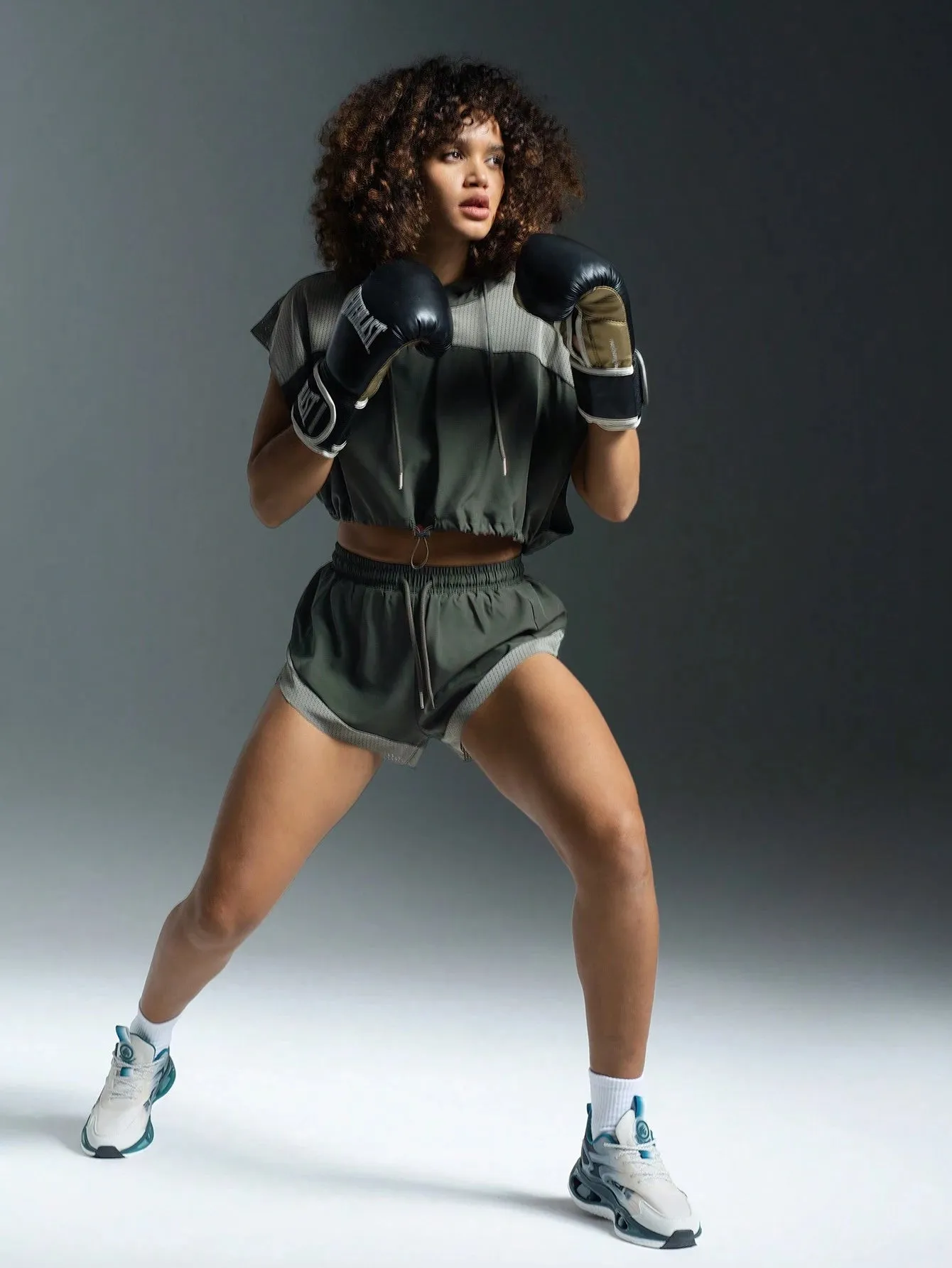 Women's Short Hoodie Sweatshirt | Sporty & Comfortable for Fitness & Daily Wear