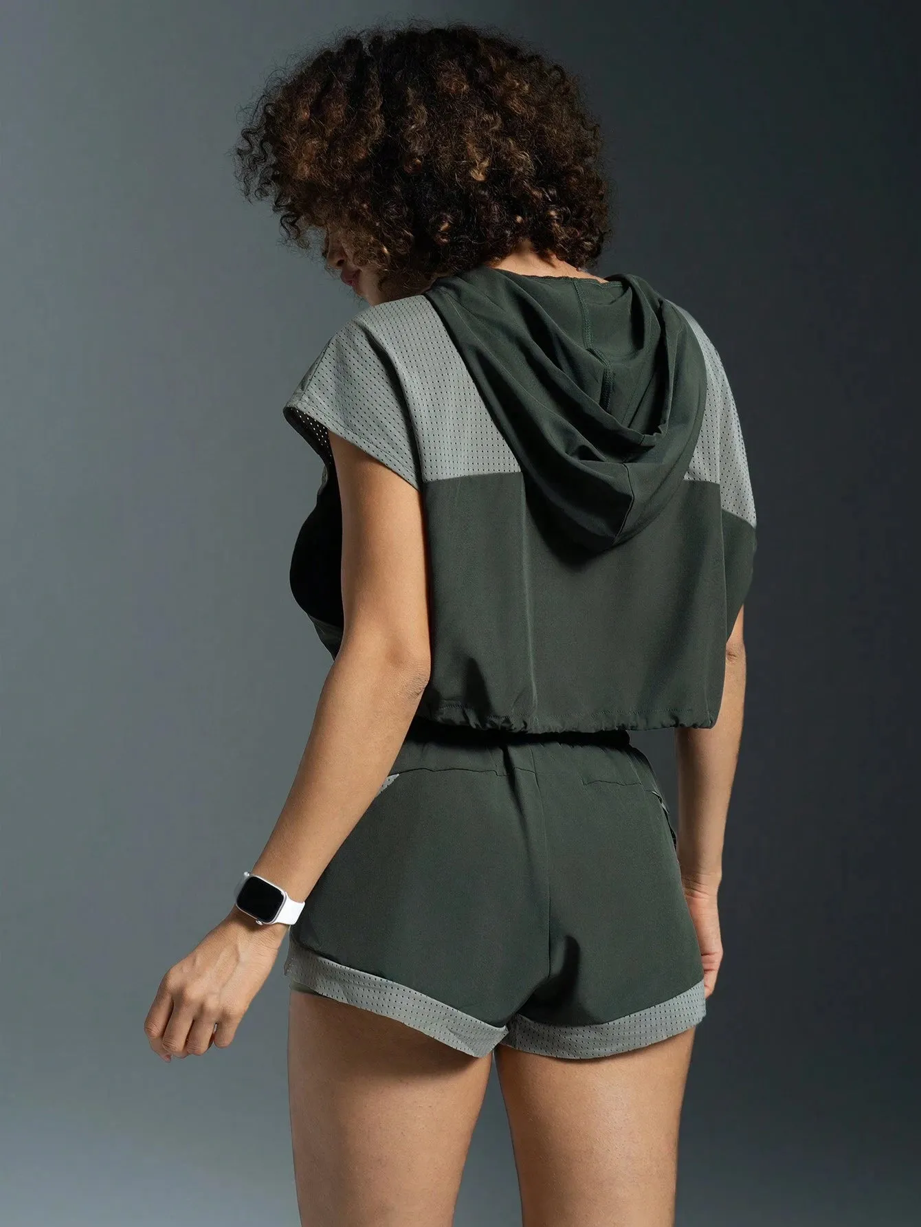 Women's Short Hoodie Sweatshirt | Sporty & Comfortable for Fitness & Daily Wear