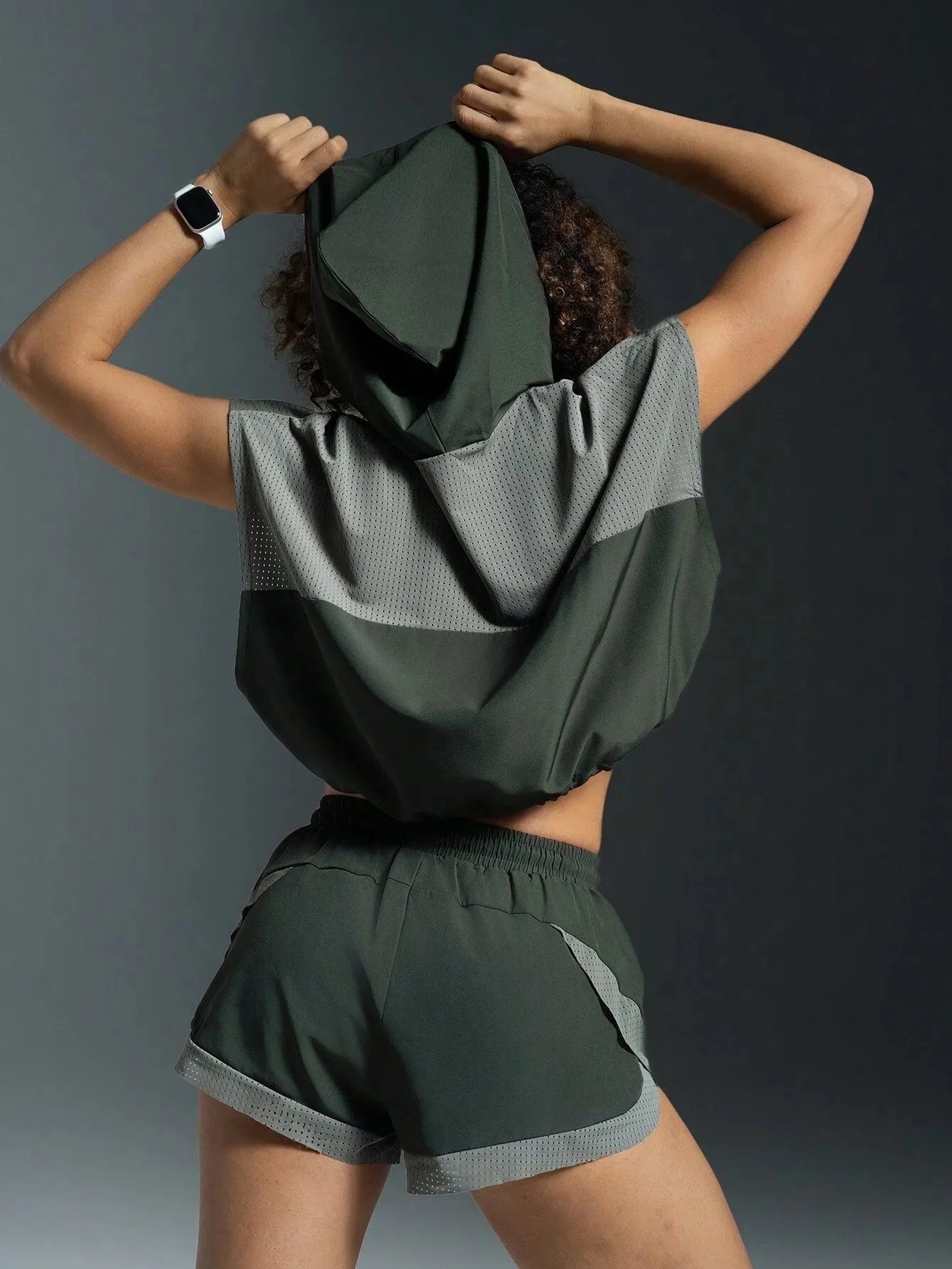 Women's Short Hoodie Sweatshirt | Sporty & Comfortable for Fitness & Daily Wear