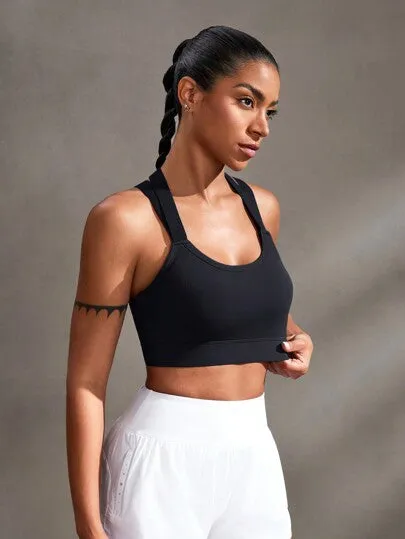 Women’s Solid Color Criss-Cross Seamless Sports Bra – Wire-Free & Stretchy