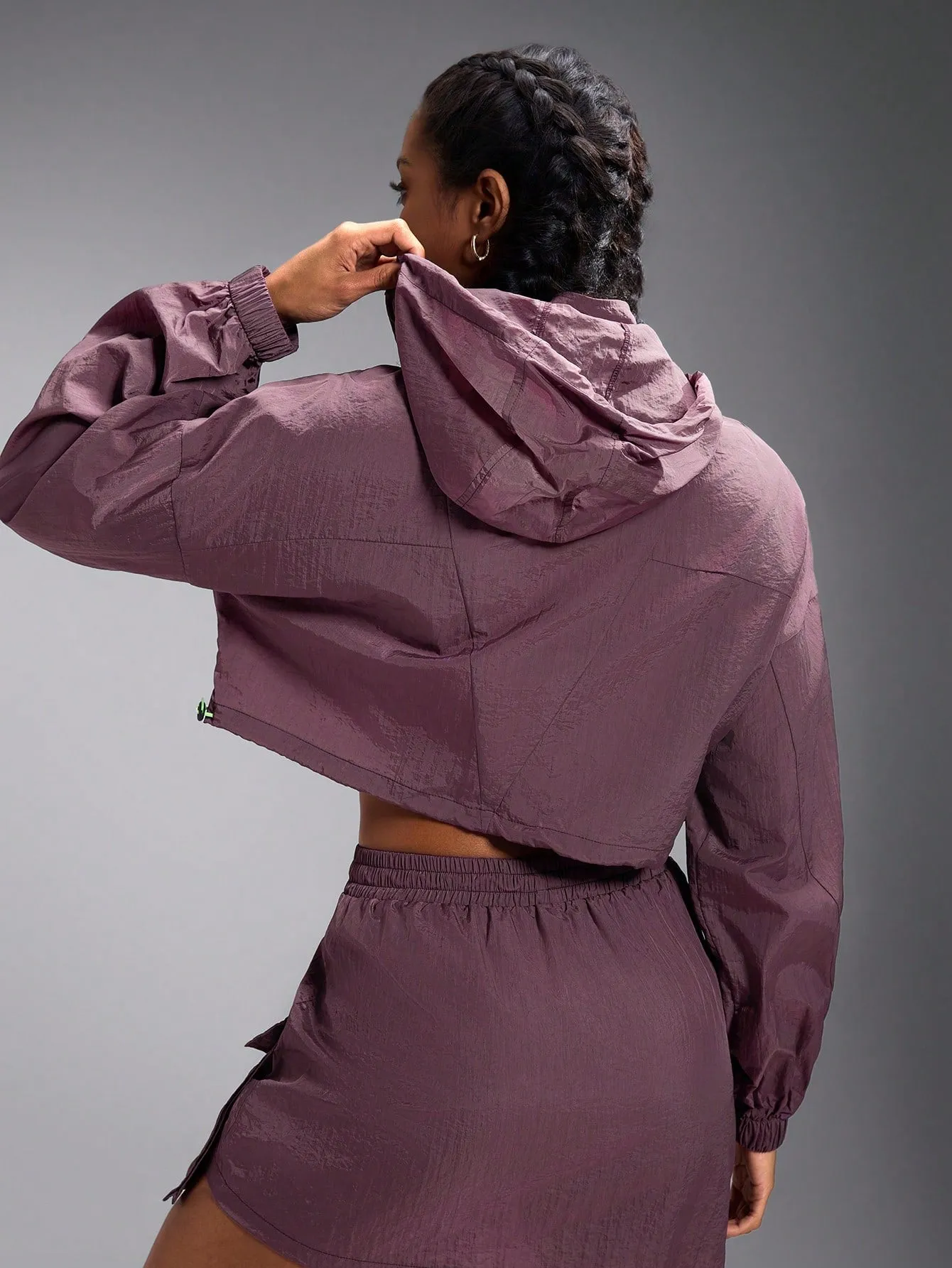 Women's Solid Color Splicing Front Zip Hooded Sports Jacket | Stylish & Functional