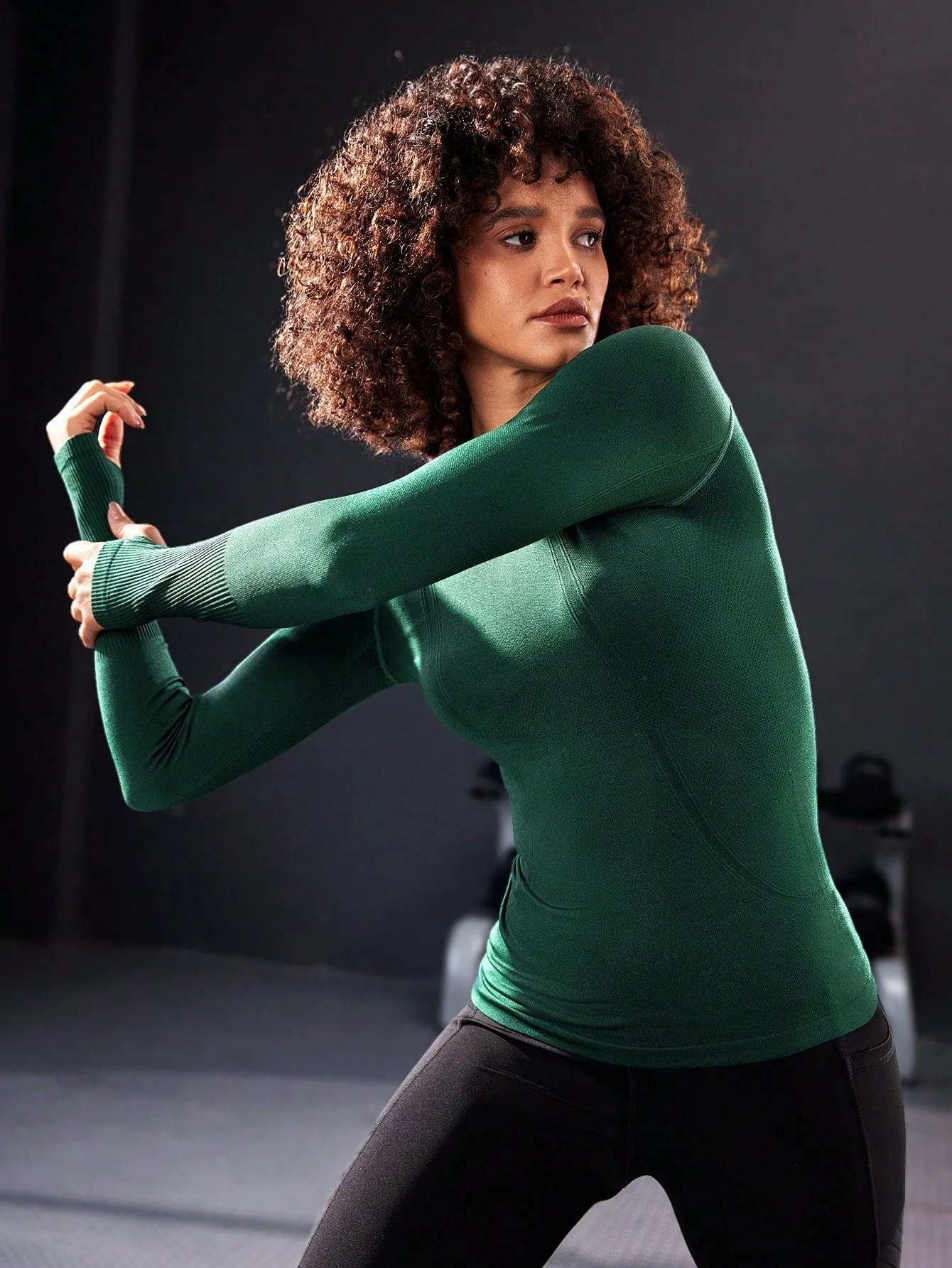 Women's Solid Colour Long Sleeve Sports Top – Comfortable & Stylish