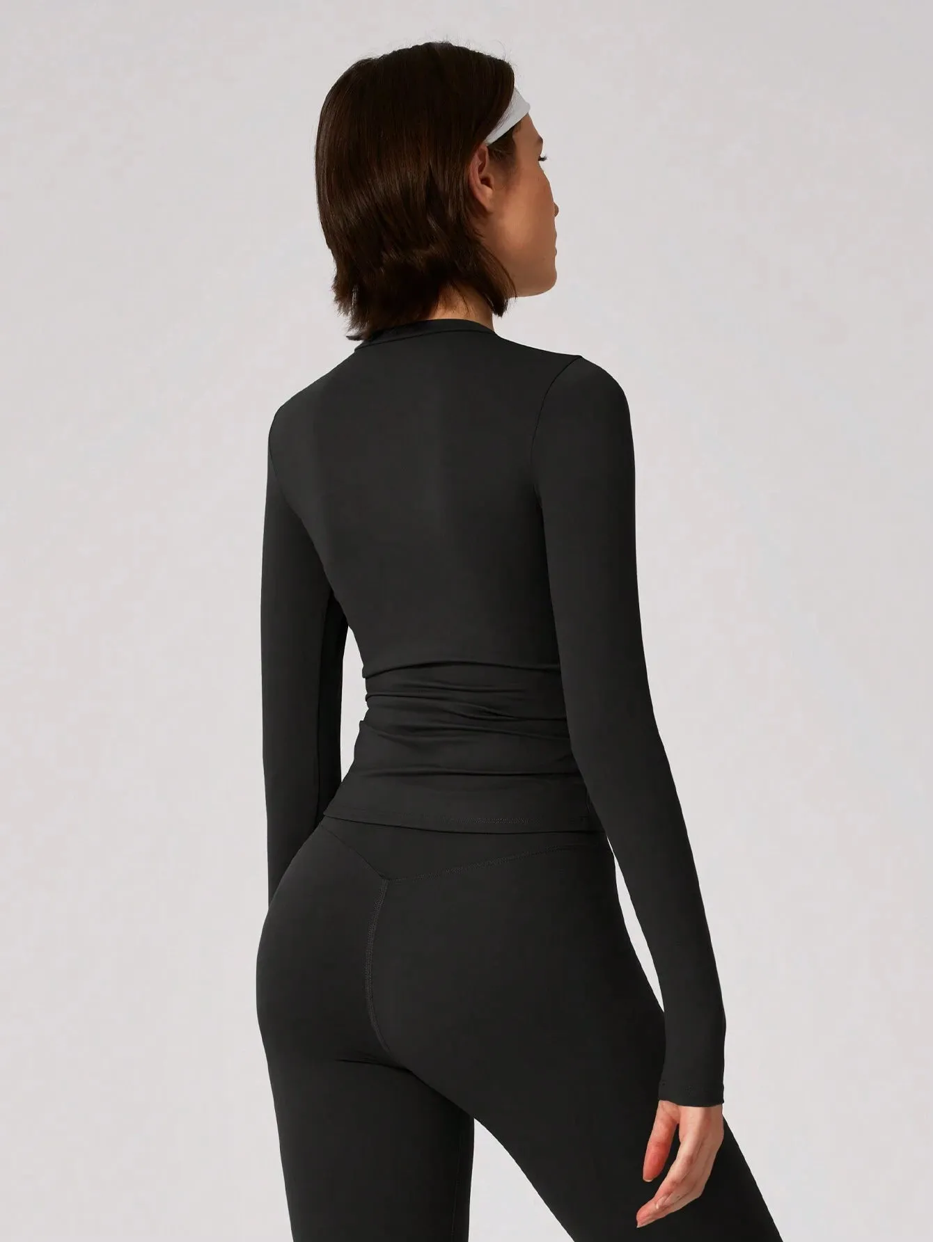 Women's Tight-Fitting Long-Sleeve Sports Top – Warm, Stretchy & Breathable