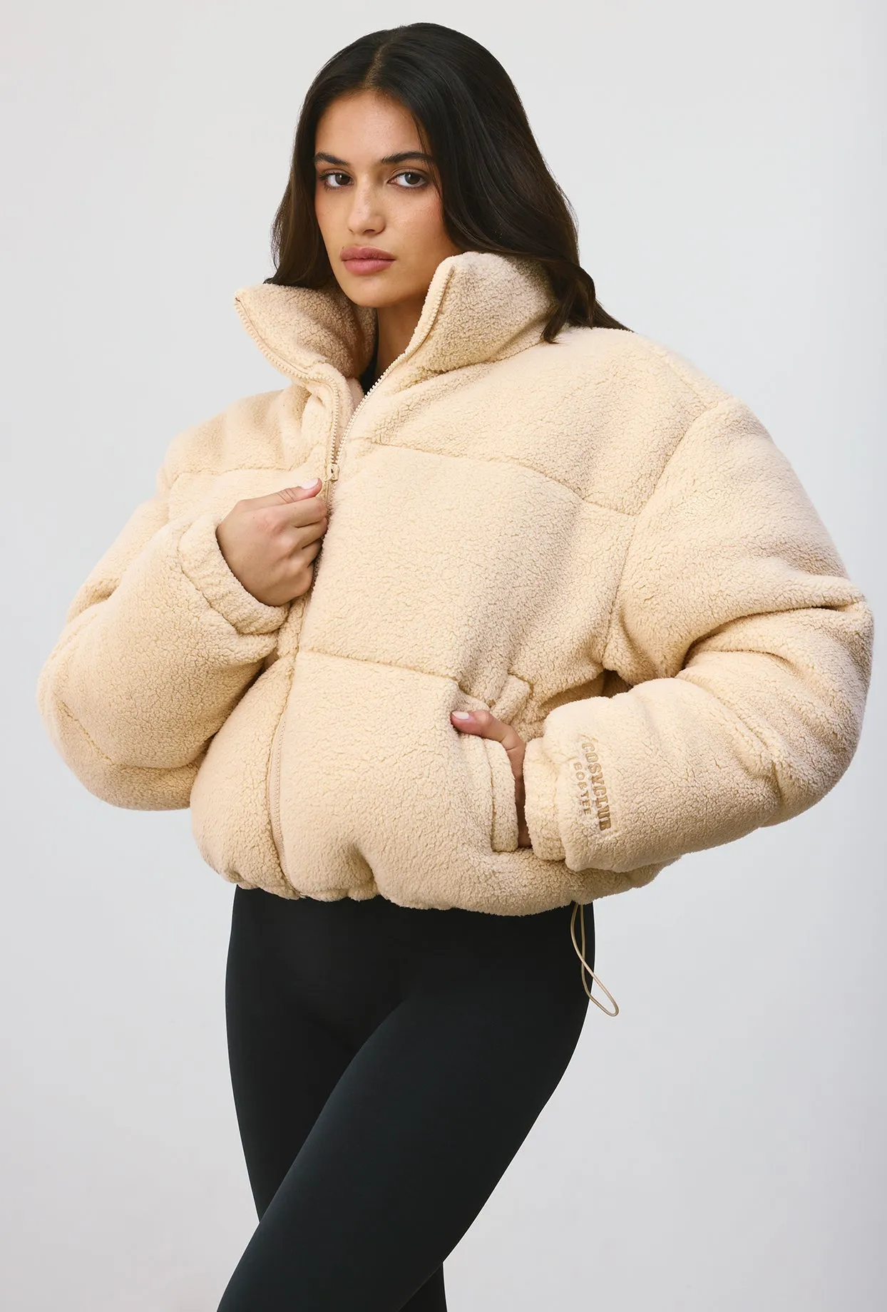 Wrap Up - Puffer Jacket in Cashmere