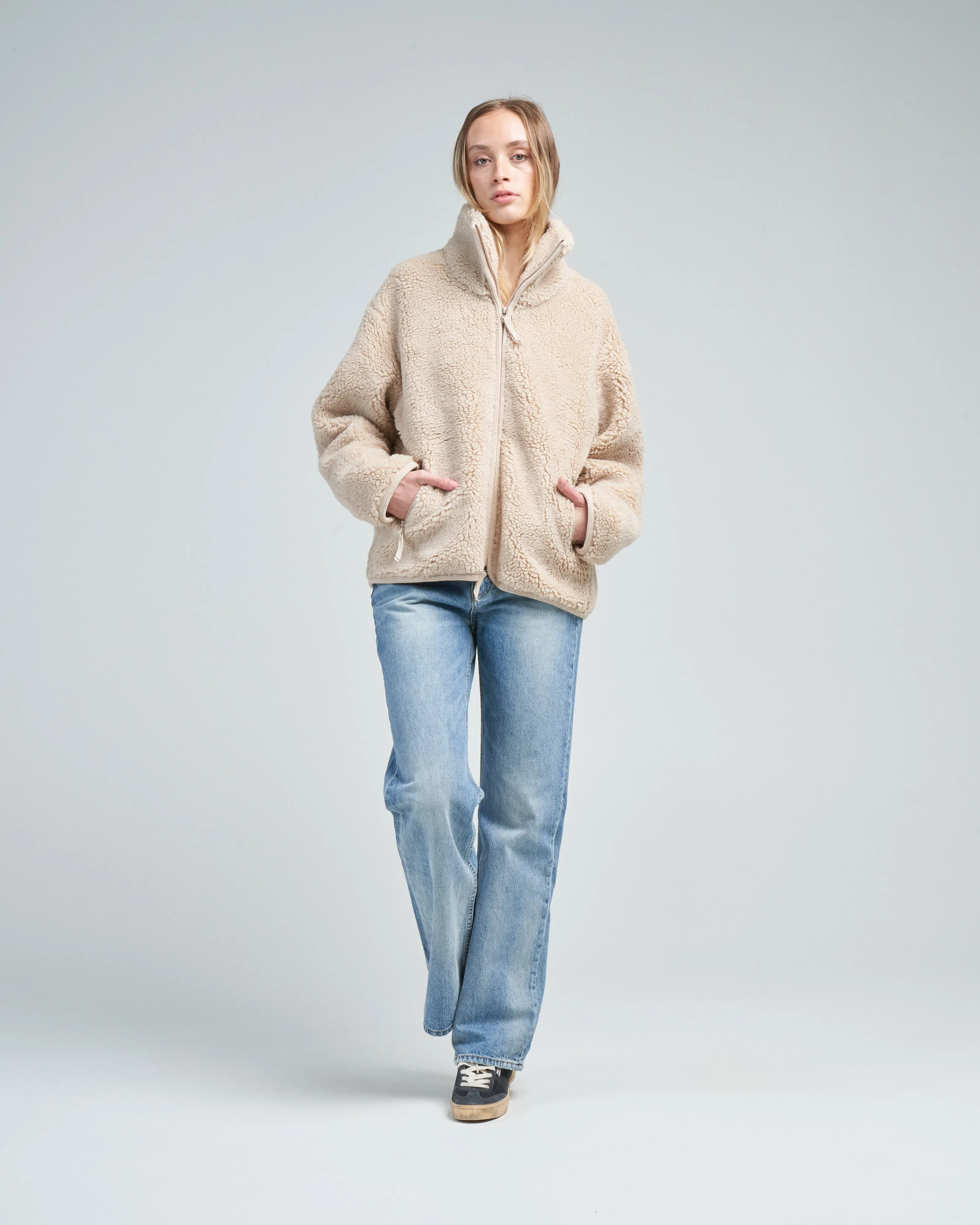 zip up turtle curly jacket